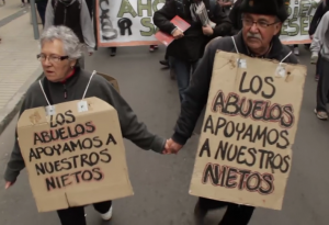 Los abuelos apoyamos a nuestros nietos