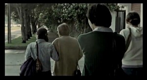 Obreras saliendo de la fábrica | Dir. José Luis Torres Leiva